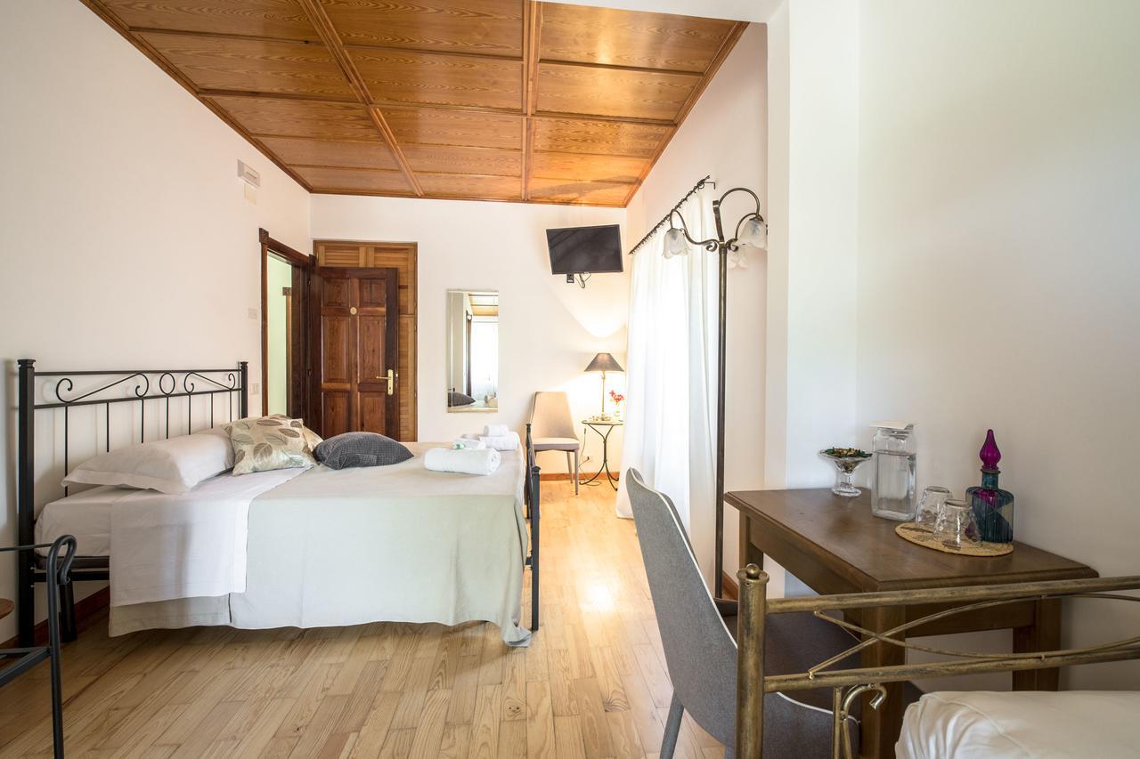 Villa Montegenco Comunanza Exteriér fotografie